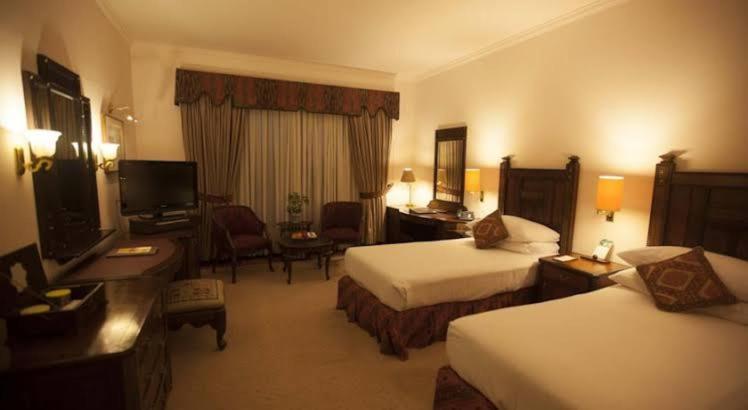 B&B Mumtaz City Islamabad Esterno foto
